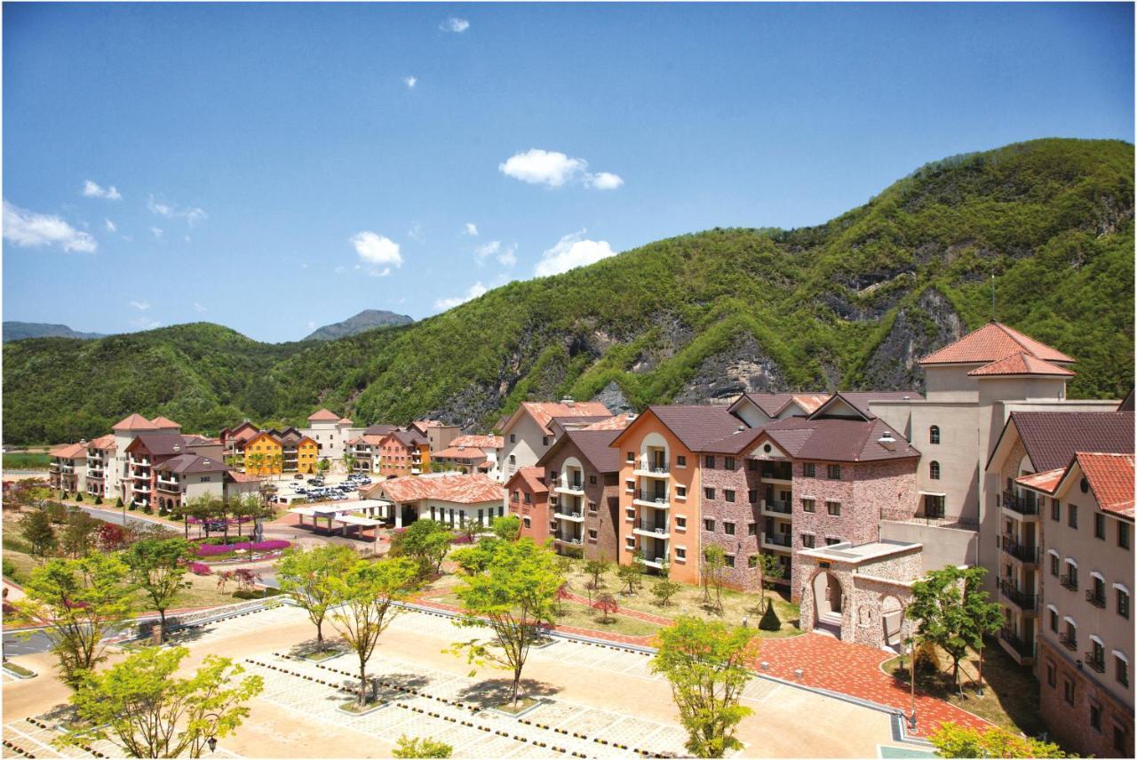 Tops10 Resort Donggang Cistar Jongvol Kültér fotó